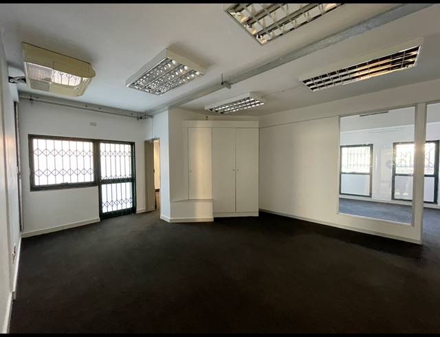 256M² OFFICE TO LET IN RIVONIA